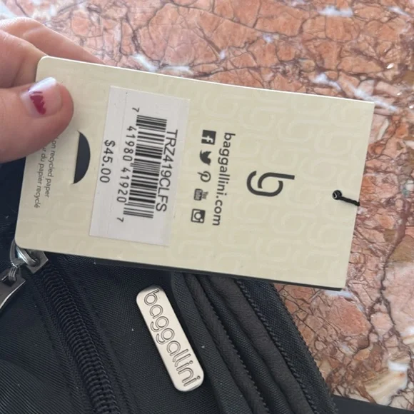 Baggalini with belt loops - Picture 3 of 4